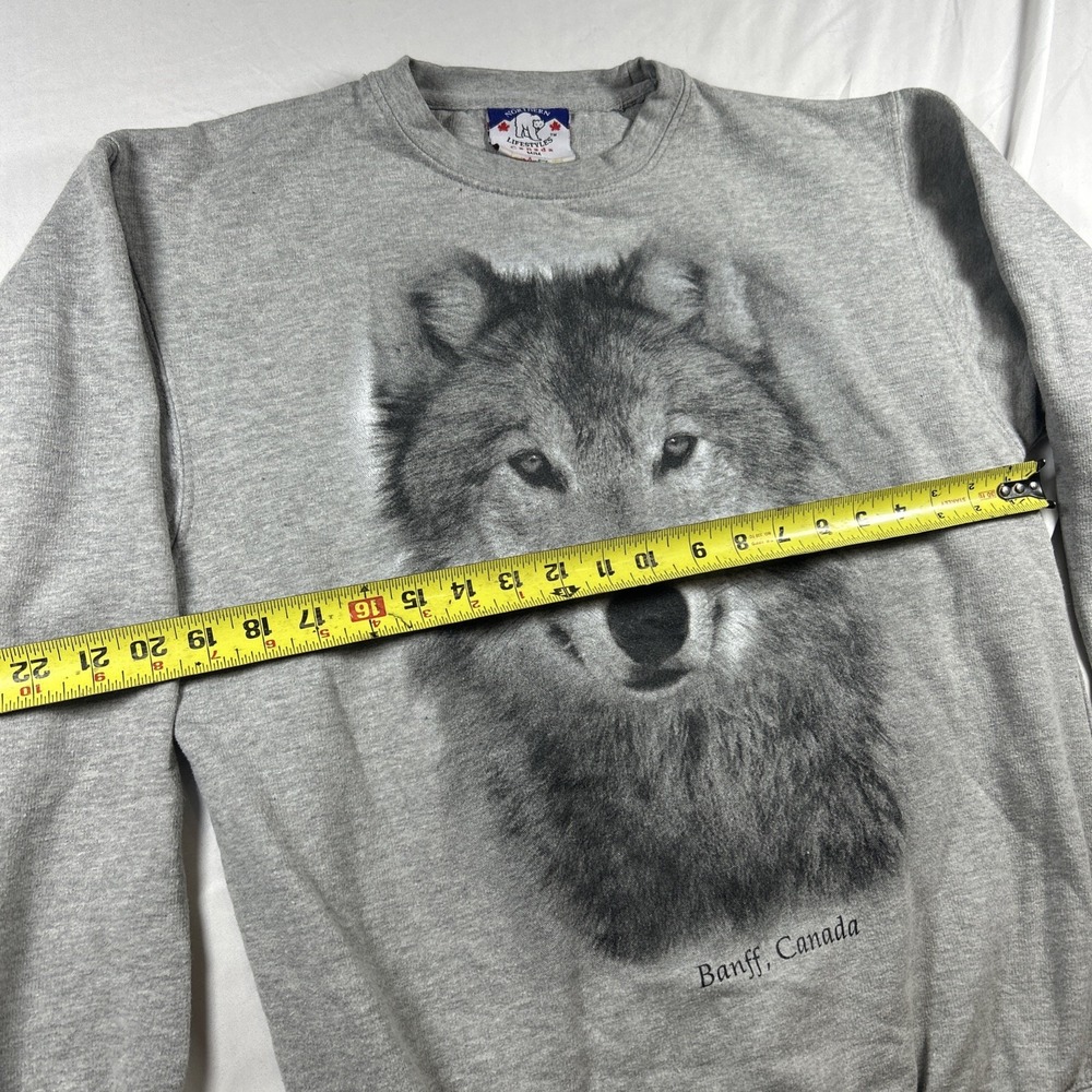 Vintage 90s Lone Wolf Sweatshirt Size Medium Crewneck Gray Faded Nature Animal - Picture 3 of 6